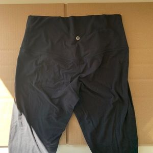 black lululemon full-length leggings size 8